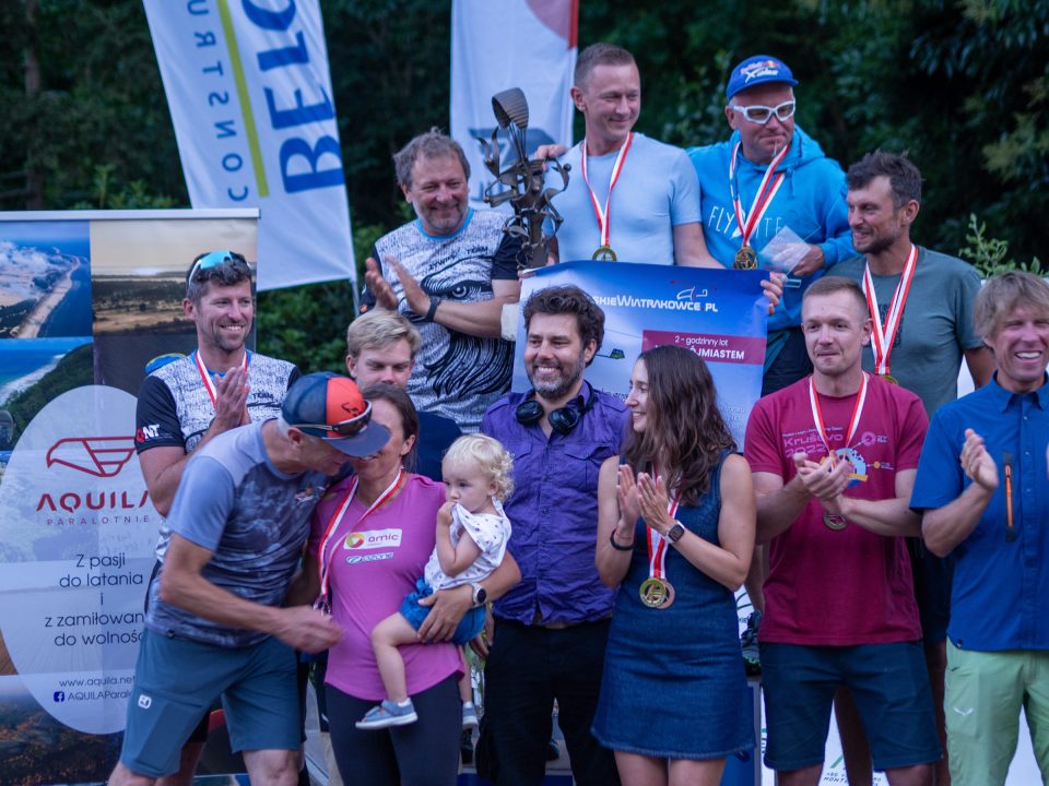 2025 07 paralotniowe mistrzostwa polski bassano podium P7182221